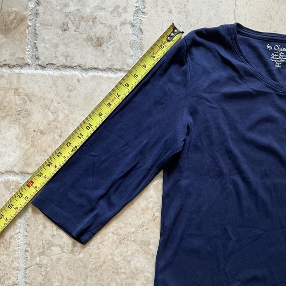 By Chico's Shirt Women's 2 Med‎ US 12 Navy Blue V-Neck 79984 3/4 Sleeve - Picture 6 of 6